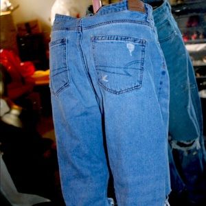 American Eagle Mom Jean size 8